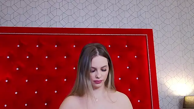 Ellsa Jean  online show from December 1, 2025, 5:08 am