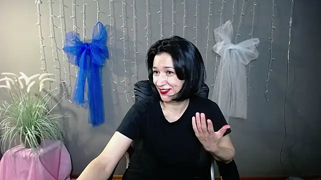 CameronEnns online show from December 2, 2025, 7:26 pm