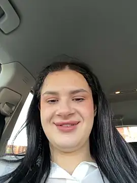 Snapshot of MiraReach chatting on October 18, 2025, 4:03 am MiraReach online show from October 18, 2025, 4:03 am