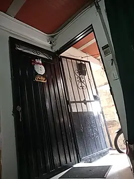 jean--98 online show from December 17, 2025, 2:11 pm