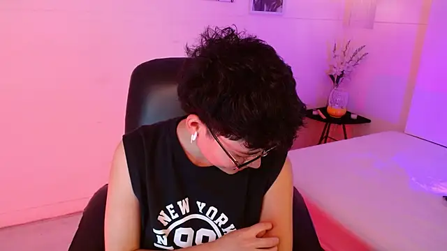 jeroharper online show from November 28, 2025, 4:07 pm