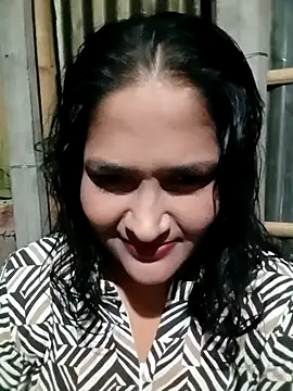 Hotty-couple063 online show from October 26, 2025, 4:51 pm