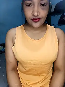 Hotty-couple063 online show from November 20, 2025, 5:13 pm