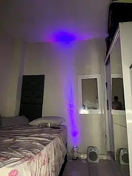 Snapshot of DiamanteNegro- chatting on November 11, 2025, 10:04 pm DiamanteNegro- online show from November 11, 2025, 10:04 pm