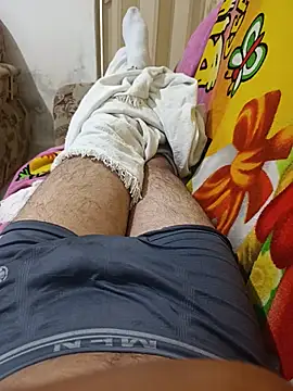 chicopistolarosa online show from July 13, 2026, 6:46 am