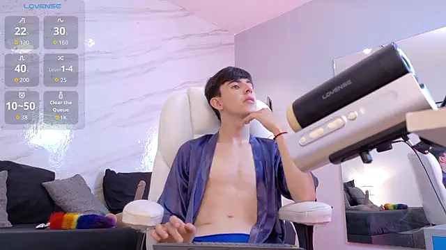 mathias saenz online show from February 16, 2026, 7:23 pm