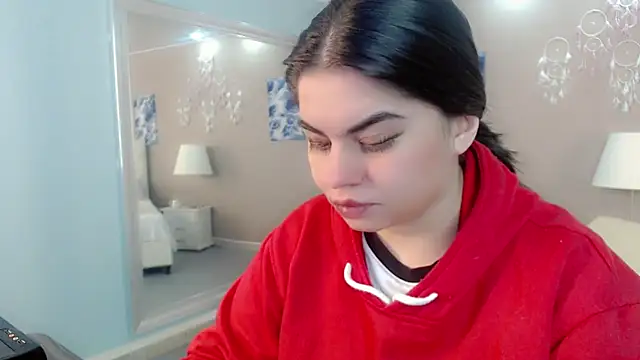 maddissonivanova online show from February 11, 2026, 7:03 pm