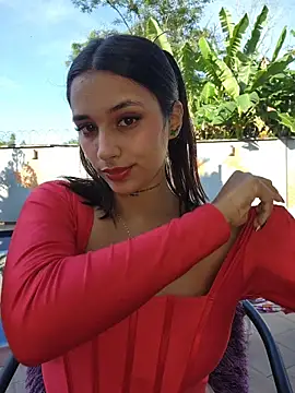 Lorena Mcfly online show from December 1, 2025, 12:06 pm