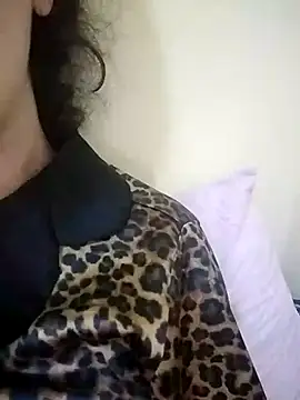 Miss-Lynda online show from March 26, 2026, 4:44 am