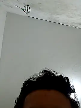 ArturrAlvs online show from July 14, 2026, 2:16 am