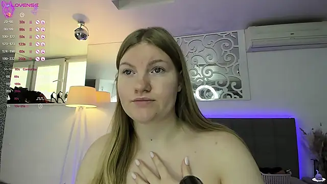 AshleyJoness online show from November 5, 2025, 6:05 am