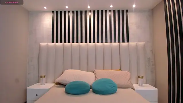 Snapshot of LiamCarterX chatting on July 2, 2026, 12:11 pm LiamCarterX online show from July 2, 2026, 12:11 pm
