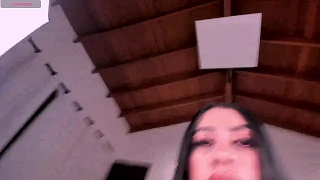 Snapshot of LeahLombardi_ chatting on September 24, 2025, 3:35 am LeahLombardi online show from September 24, 2025, 3:35 am