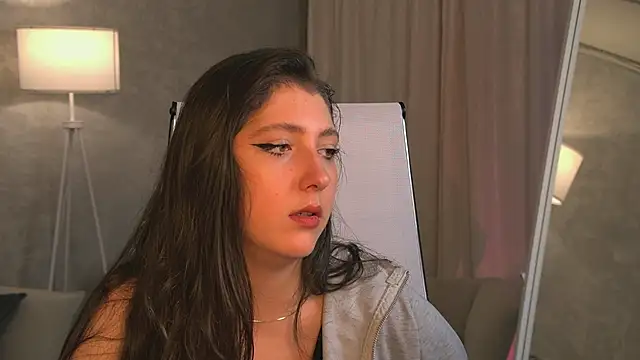 Snapshot of Mary_Miiller chatting on September 21, 2025, 9:58 am Mary Miiller online show from September 21, 2025, 9:58 am