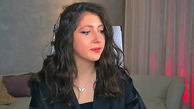 Snapshot of Mary_Miiller chatting on September 25, 2025, 9:37 am Mary Miiller online show from September 25, 2025, 9:37 am