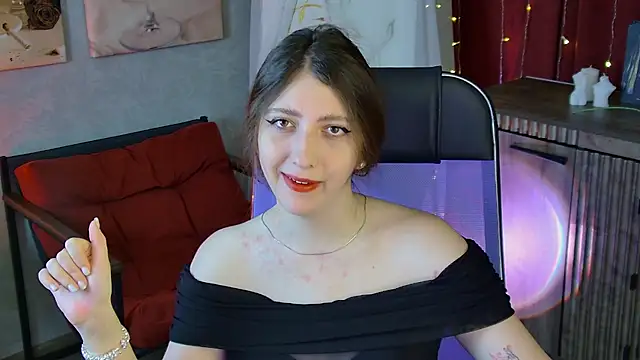 Snapshot of Mary_Miiller chatting on May 21, 2026, 7:28 am Mary Miiller online show from May 21, 2026, 7:28 am