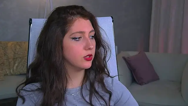 Snapshot of Mary_Miiller chatting on October 21, 2025, 11:48 pm Mary Miiller online show from October 21, 2025, 11:48 pm