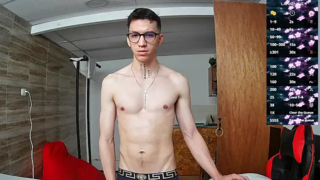 Snapshot of angelicious_ chatting on September 21, 2025, 12:21 pm angelicious online show from September 21, 2025, 12:21 pm