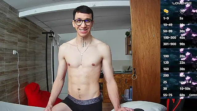 Snapshot of angelicious_ chatting on October 14, 2025, 12:50 pm angelicious online show from October 14, 2025, 12:50 pm