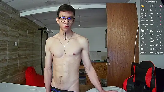 Snapshot of angelicious_ chatting on September 12, 2025, 11:32 am angelicious online show from September 12, 2025, 11:32 am