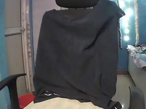 Snapshot of RENUKA_RAJPUT chatting on November 5, 2025, 5:27 pm RENUKA RAJPUT online show from November 5, 2025, 5:27 pm