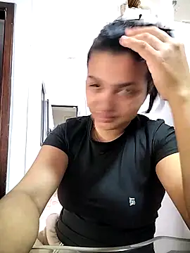 Eimy-04 online show from October 18, 2025, 5:37 pm