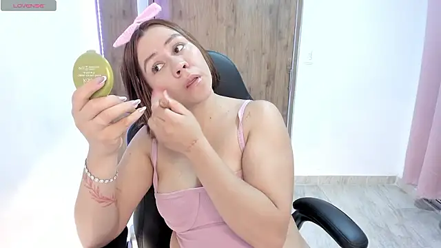 Snapshot of Brandy_priscot chatting on February 1, 2026, 5:22 pm Brandy priscot online show from February 1, 2026, 5:22 pm