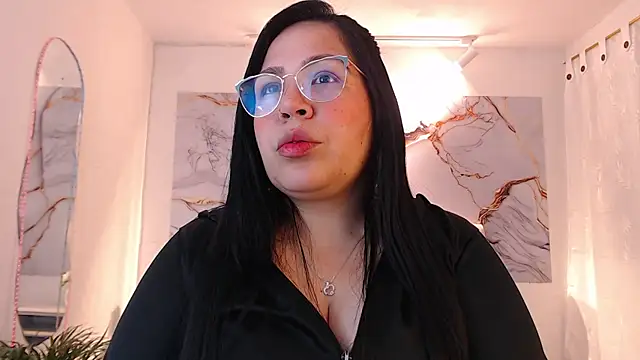 Ashley Grahaam online show from November 16, 2025, 2:49 am