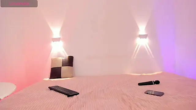 Sol Vanegas online show from February 11, 2026, 1:44 pm