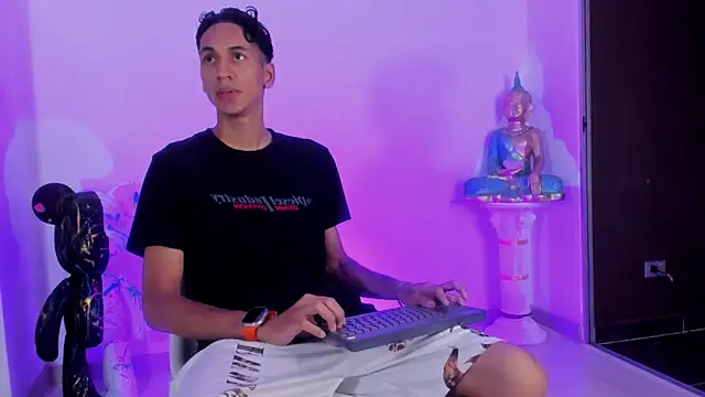 CamiiloRivera online show from September 23, 2025, 1:23 am