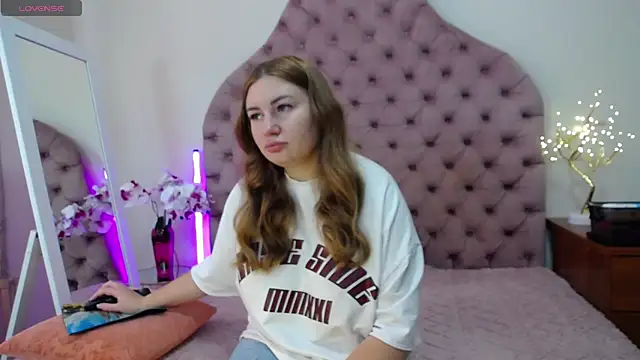  Agata  online show from September 24, 2025, 6:20 am