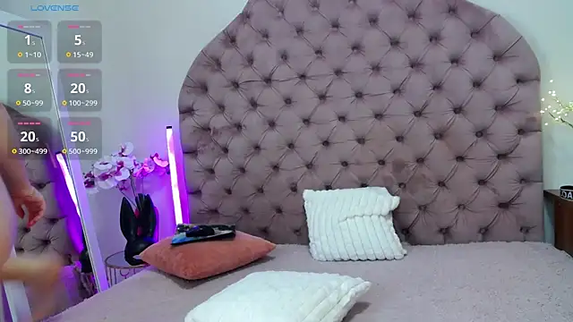  Agata  online show from November 7, 2025, 8:30 am