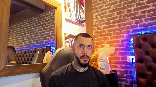 Snapshot of VinzenzRizzo chatting on November 25, 2025, 4:24 am VinzenzRizzo online show from November 25, 2025, 4:24 am