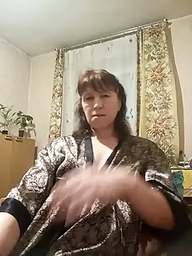 Snapshot of Flower2931 chatting on January 7, 2026, 8:36 pm Flower2931 online show from January 7, 2026, 8:36 pm