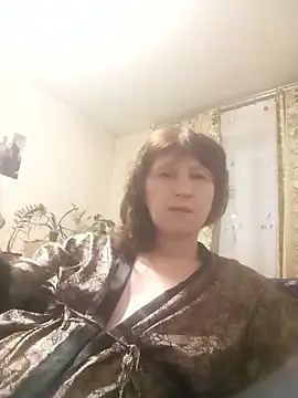 Snapshot of Flower2931 chatting on January 10, 2026, 7:31 pm Flower2931 online show from January 10, 2026, 7:31 pm