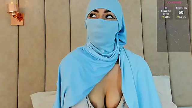  Zahiira  online show from May 27, 2026, 12:01 pm
