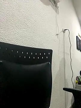 Aisha poweer online show from September 20, 2025, 2:38 am