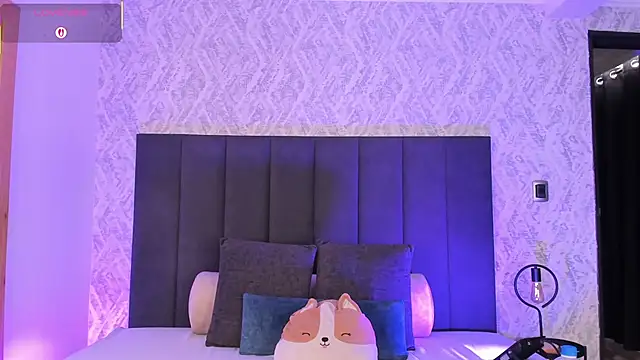 dana hazze online show from November 7, 2025, 7:40 pm