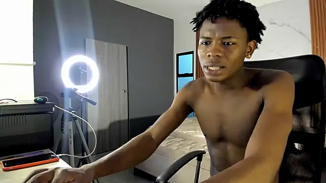 Johan barreto online show from October 22, 2025, 2:11 am