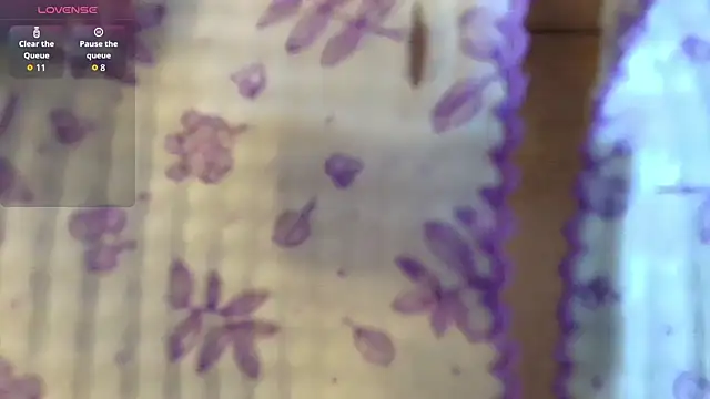 kute jess online show from January 14, 2026, 4:27 am