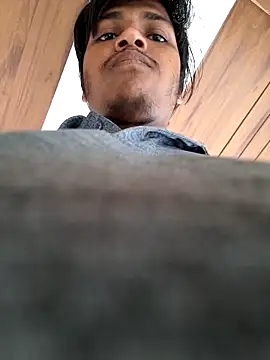 rohanh234 online show from April 15, 2026, 6:41 am