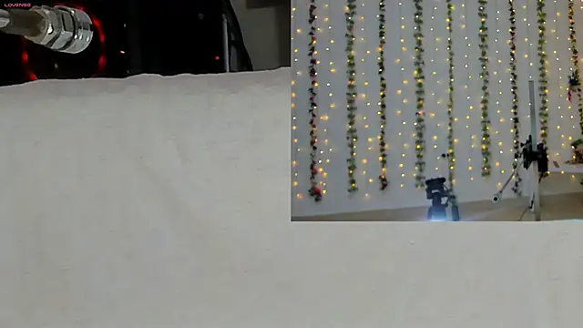 Snapshot of Kitty__Rose__ chatting on September 14, 2025, 10:37 am Kitty Rose online show from September 14, 2025, 10:37 am
