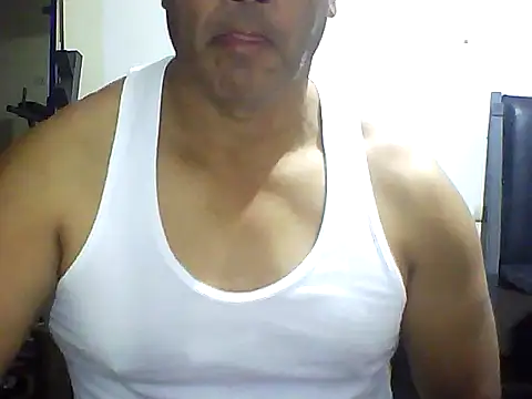 sexigym35 online show from October 22, 2025, 2:33 am