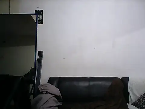 sexigym35 online show from November 3, 2025, 10:46 pm