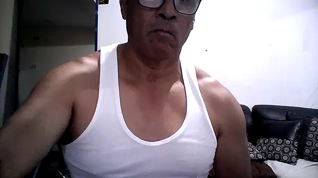sexigym35 online show from November 27, 2025, 2:56 am