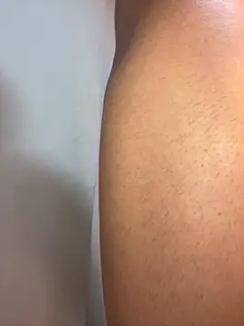  Logan Colton  online show from September 19, 2025, 6:01 pm