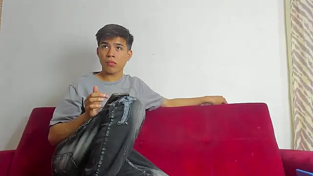 Snapshot of willy_sexxx18 chatting on March 4, 2026, 7:32 pm willy sexxx18 online show from March 4, 2026, 7:32 pm