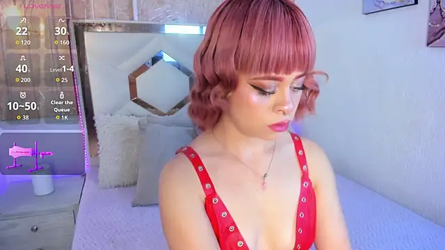 Venuss1  online show from November 14, 2025, 6:39 am