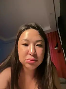 Snapshot of thedaynahoney chatting on July 5, 2026, 2:24 pm thedaynahoney online show from July 5, 2026, 2:24 pm