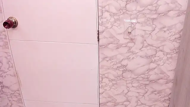 SASHA BROWNIE   online show from March 30, 2026, 7:59 pm